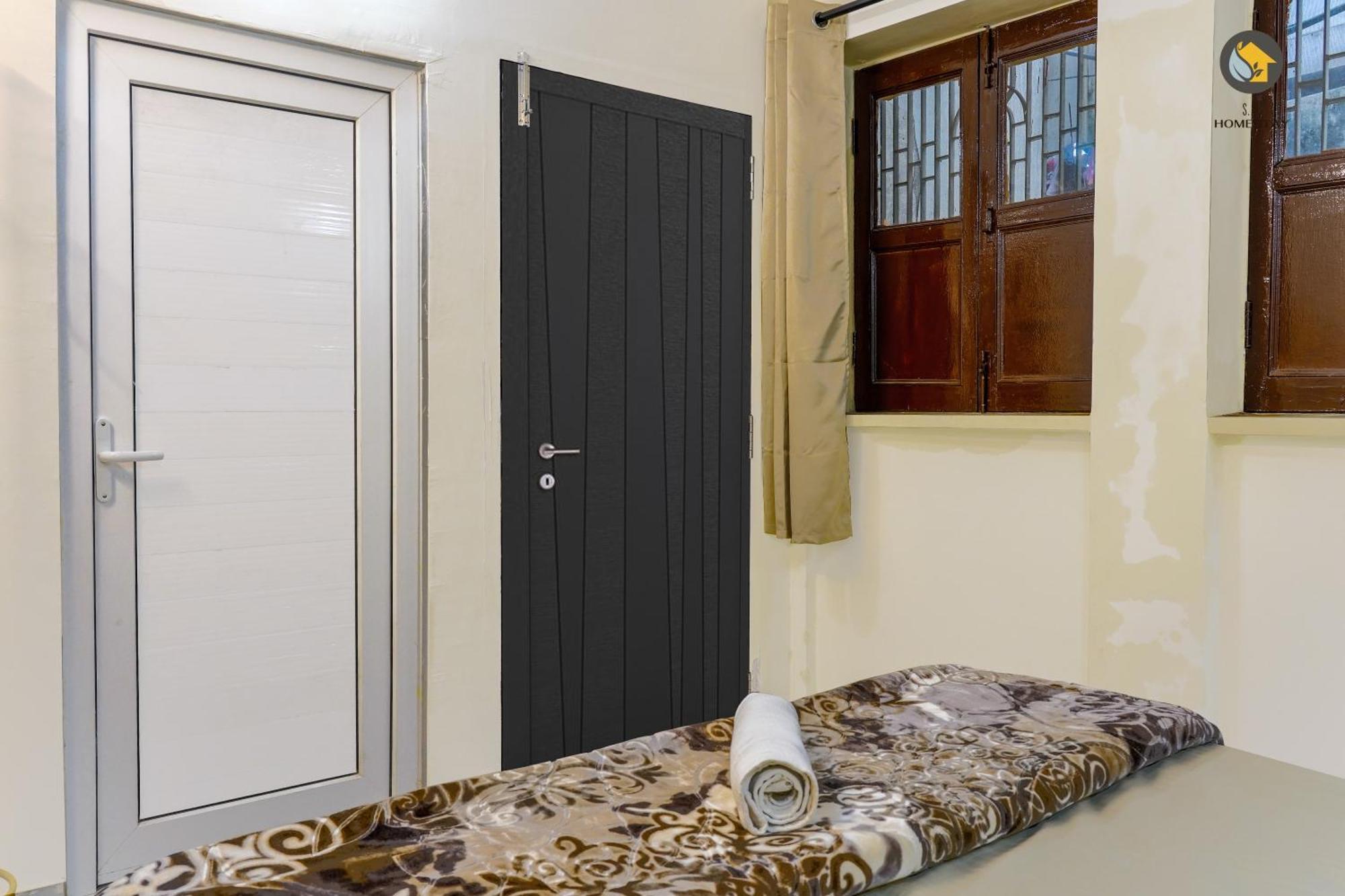 S.s. Homestay